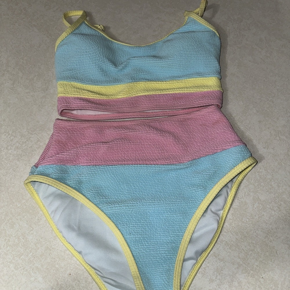 Pre-loved PINK LILLY Women's Multicolor 2-Piece Swimsuit Sz XS